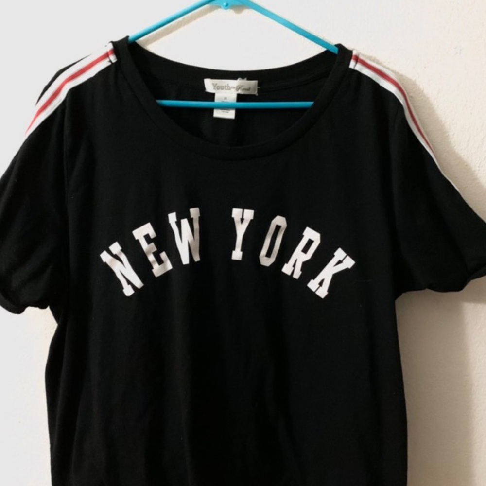 Black oversize tee